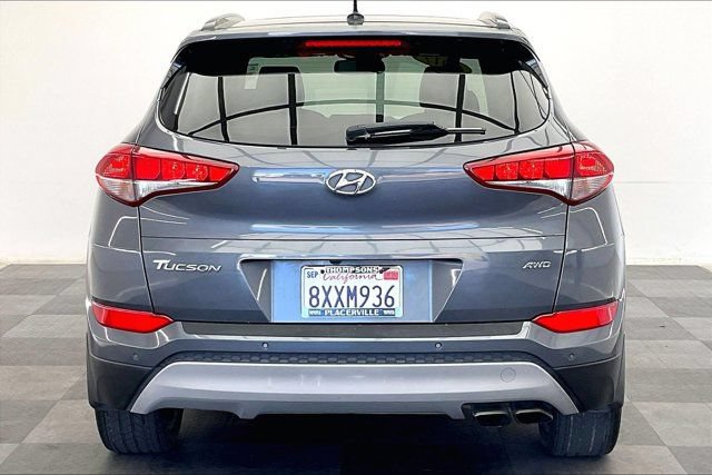 Used 2017 Hyundai Tucson Value AWD/4WD image 3
