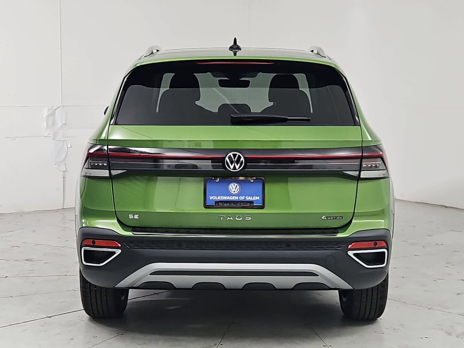New 2026 Volkswagen Taos SE AWD/4WD image 5