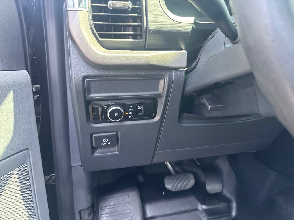 Used 2024 Ford F150 XL w/ Equipment Group 103A High AWD/4WD image 7