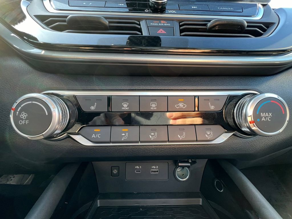 Certified 2024 Nissan Altima 2.5 SR w/ SR Premium Package image 24