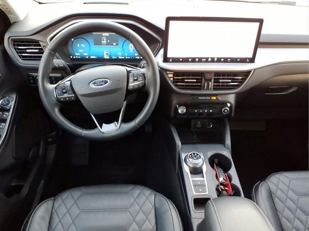 Used 2024 Ford Escape SE w/ PHEV Premium Package FWD image 9