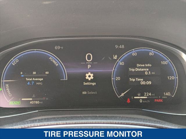 Used 2024 Toyota Venza Limited AWD/4WD image 16