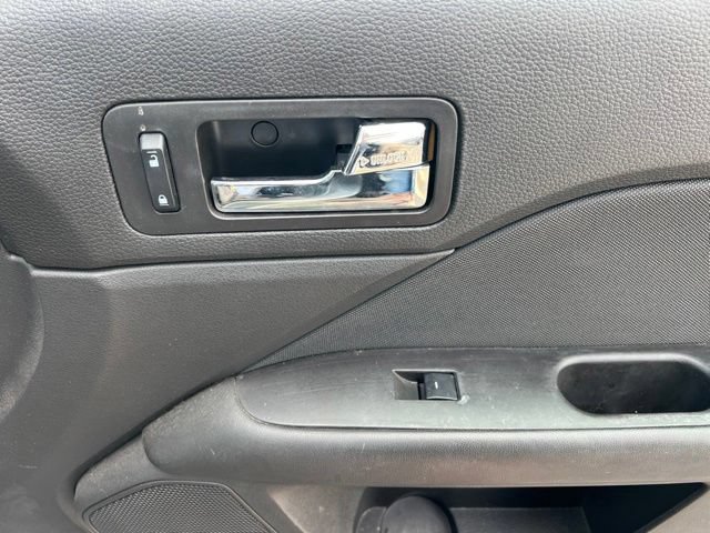 Used 2011 Ford Fusion SE w/ 202A Rapid Spec Order Code FWD image 30