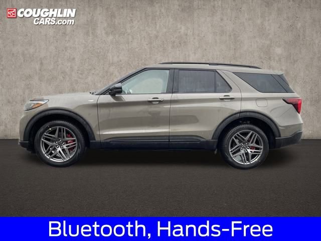 New 2026 Ford Explorer ST-Line w/ ST-Line Street Pack image 2