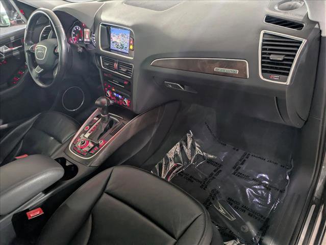 Used 2017 Audi Q5 2.0T Premium Plus w/ Technology Package image 21