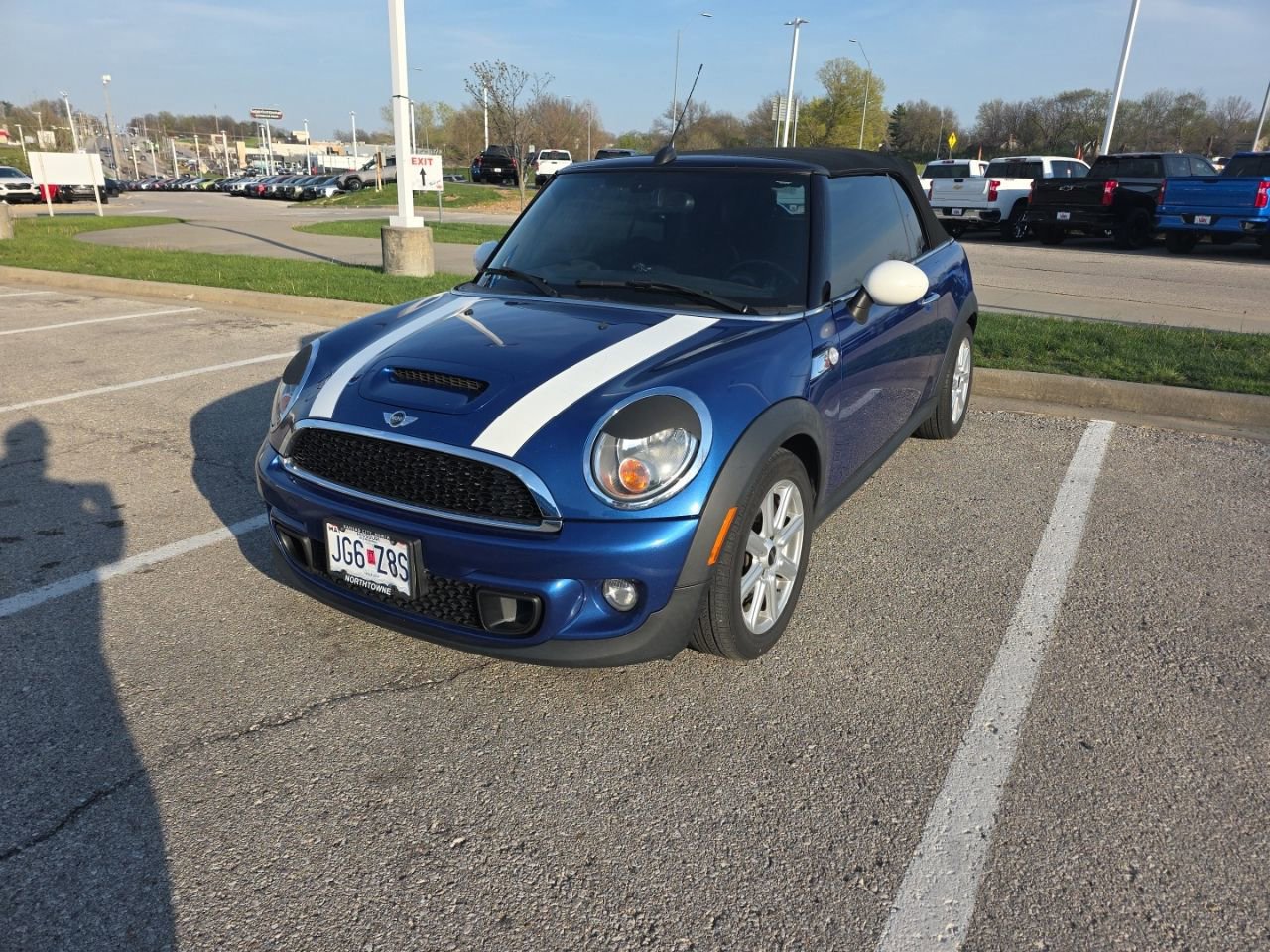 Used 2015 MINI Cooper S image 2