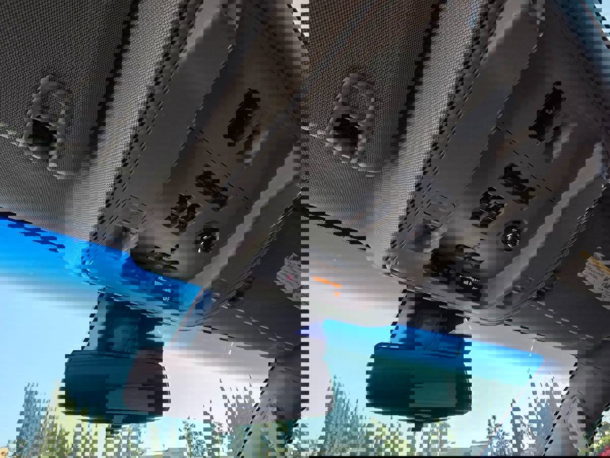 Used 2017 Cadillac Escalade Luxury image 40