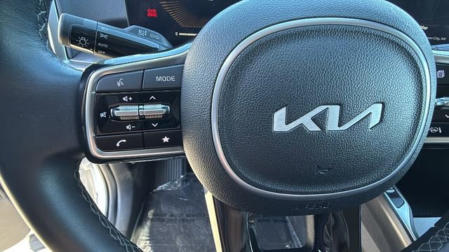 Used 2024 Kia Sorento S image 19