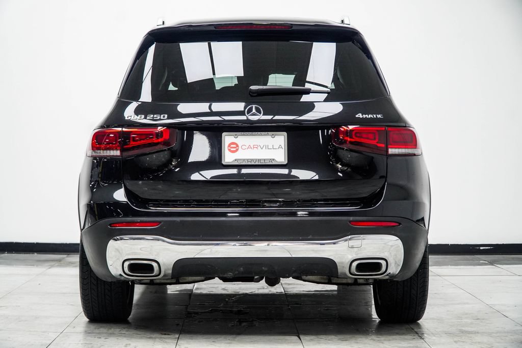 Used 2022 Mercedes-Benz GLB 250 4MATIC w/ Premium Package Lite image 13