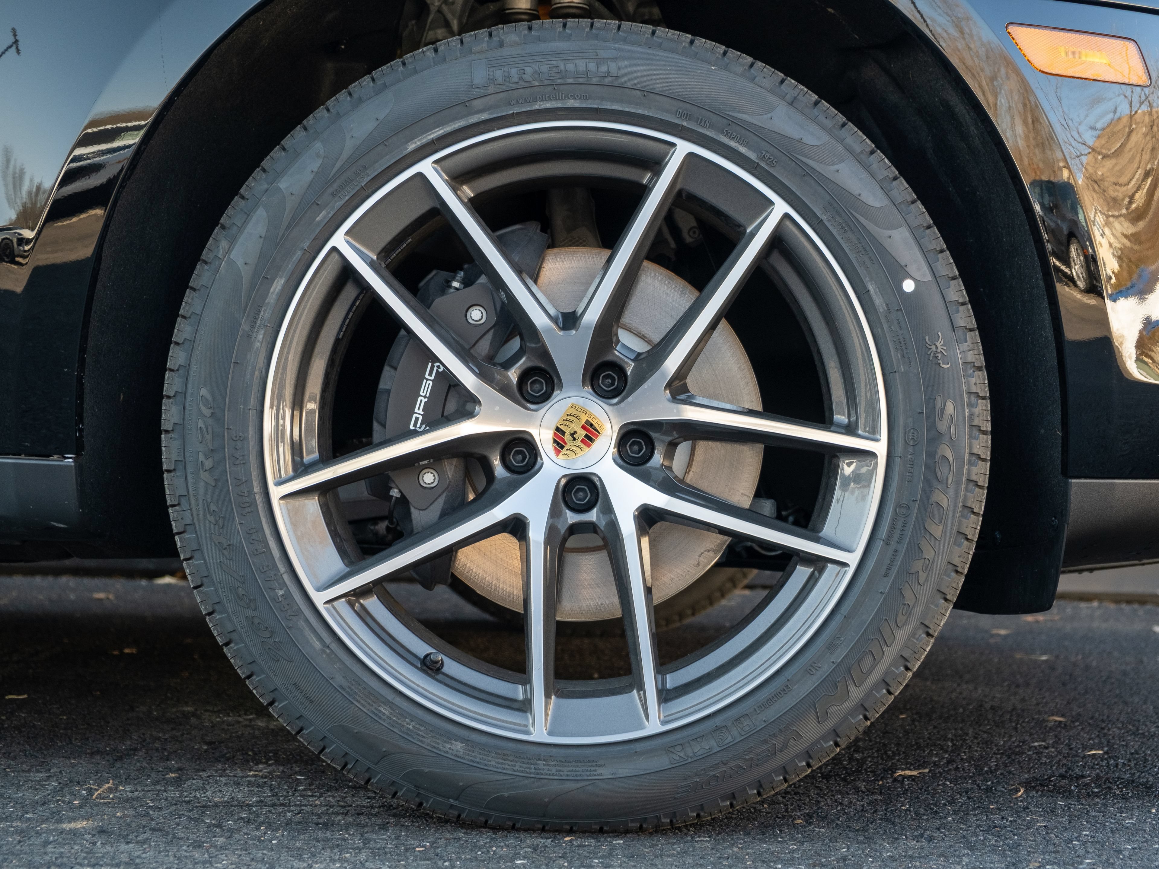 Certified 2026 Porsche Macan Turbo AWD/4WD image 15