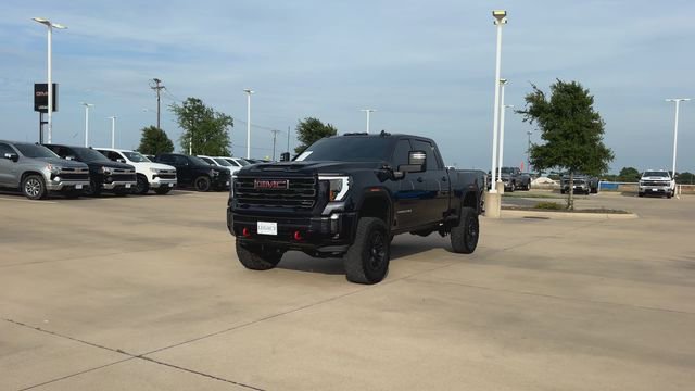 Used 2024 GMC Sierra 2500 AT4 w/ Technology Package AWD/4WD image 5