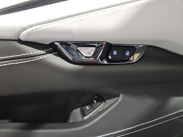 New 2026 Chevrolet Corvette Stingray Premium Cpe w/ Z51 Performance Package image 14