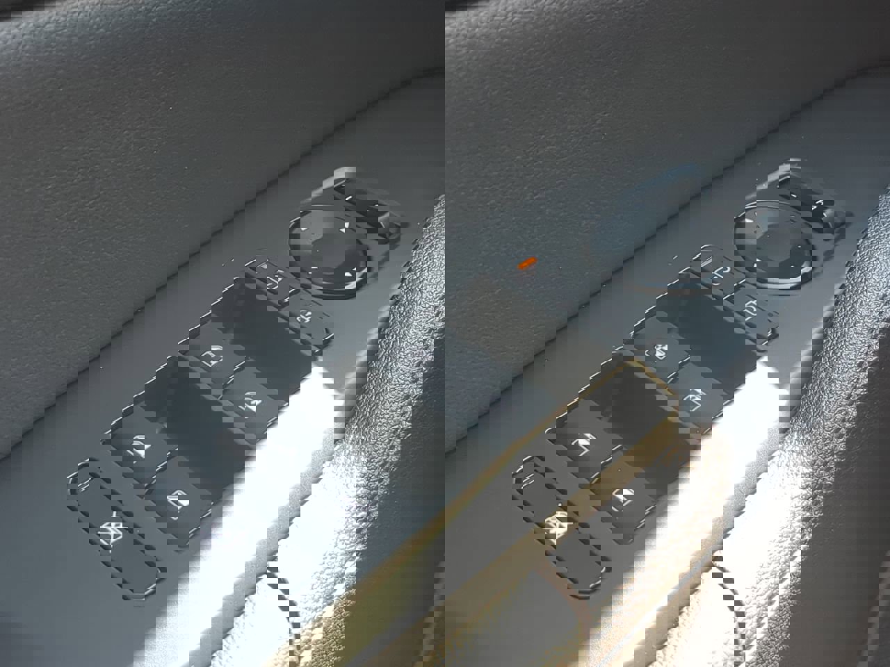 New 2026 Kia Sportage EX image 19