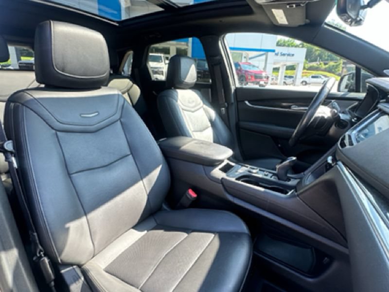 Used 2021 Cadillac XT5 Premium Luxury FWD image 25