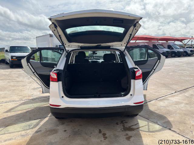Used 2021 Chevrolet Equinox LS FWD image 24
