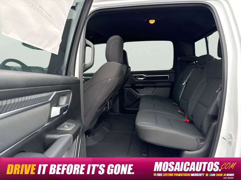 New 2026 RAM 1500 Big Horn AWD/4WD image 18