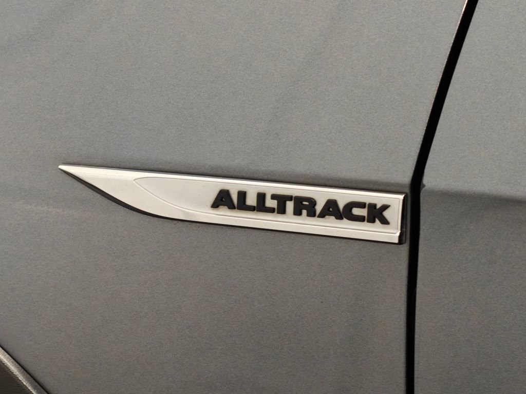 Used 2017 Volkswagen Golf Alltrack SEL AWD/4WD image 51