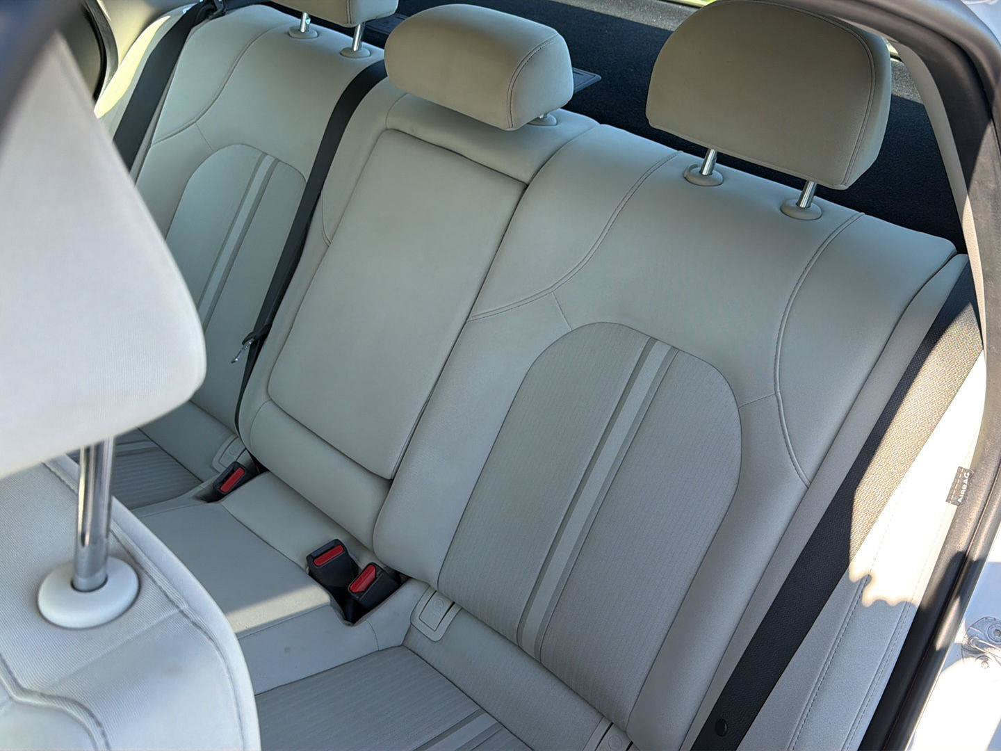 Used 2025 Hyundai Sonata SEL FWD image 31