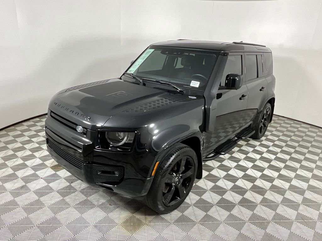 Certified 2024 Land Rover Defender 110 X-Dynamic SE AWD/4WD image 9