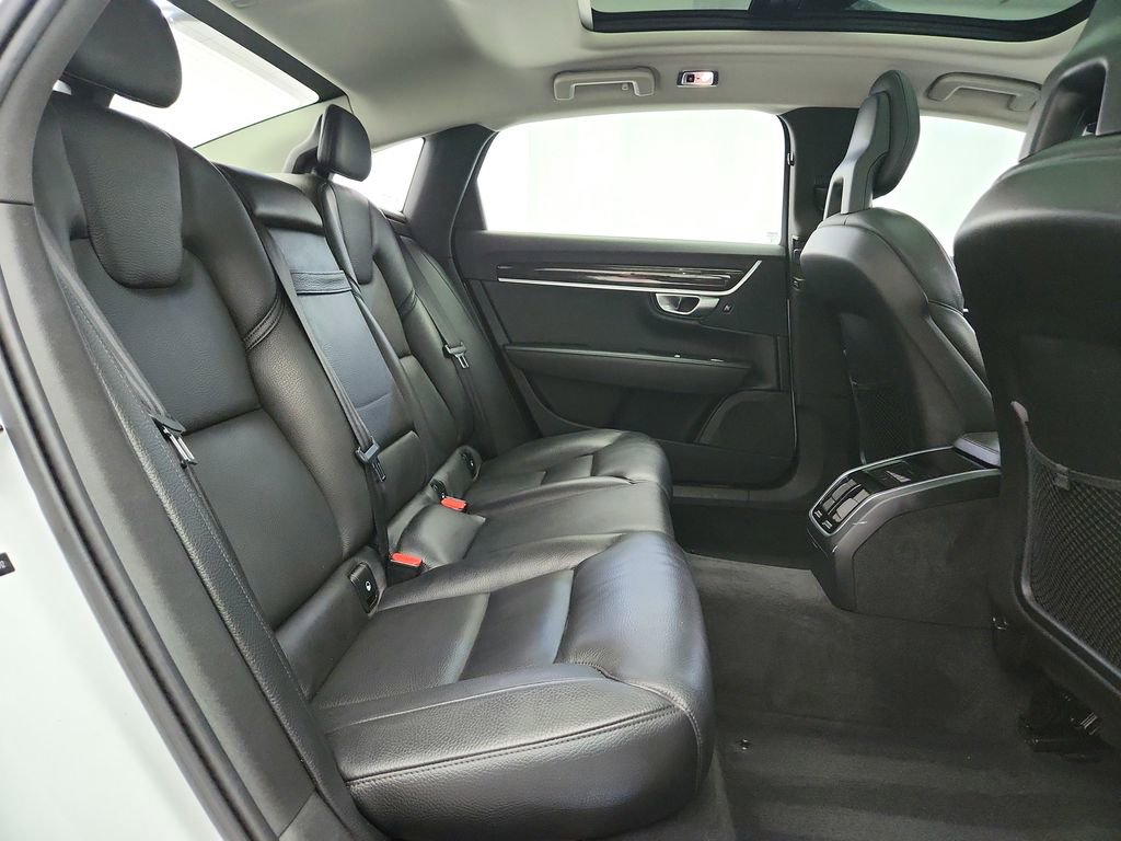 Used 2018 Volvo S90 T5 Momentum w/ Convenience Package image 33