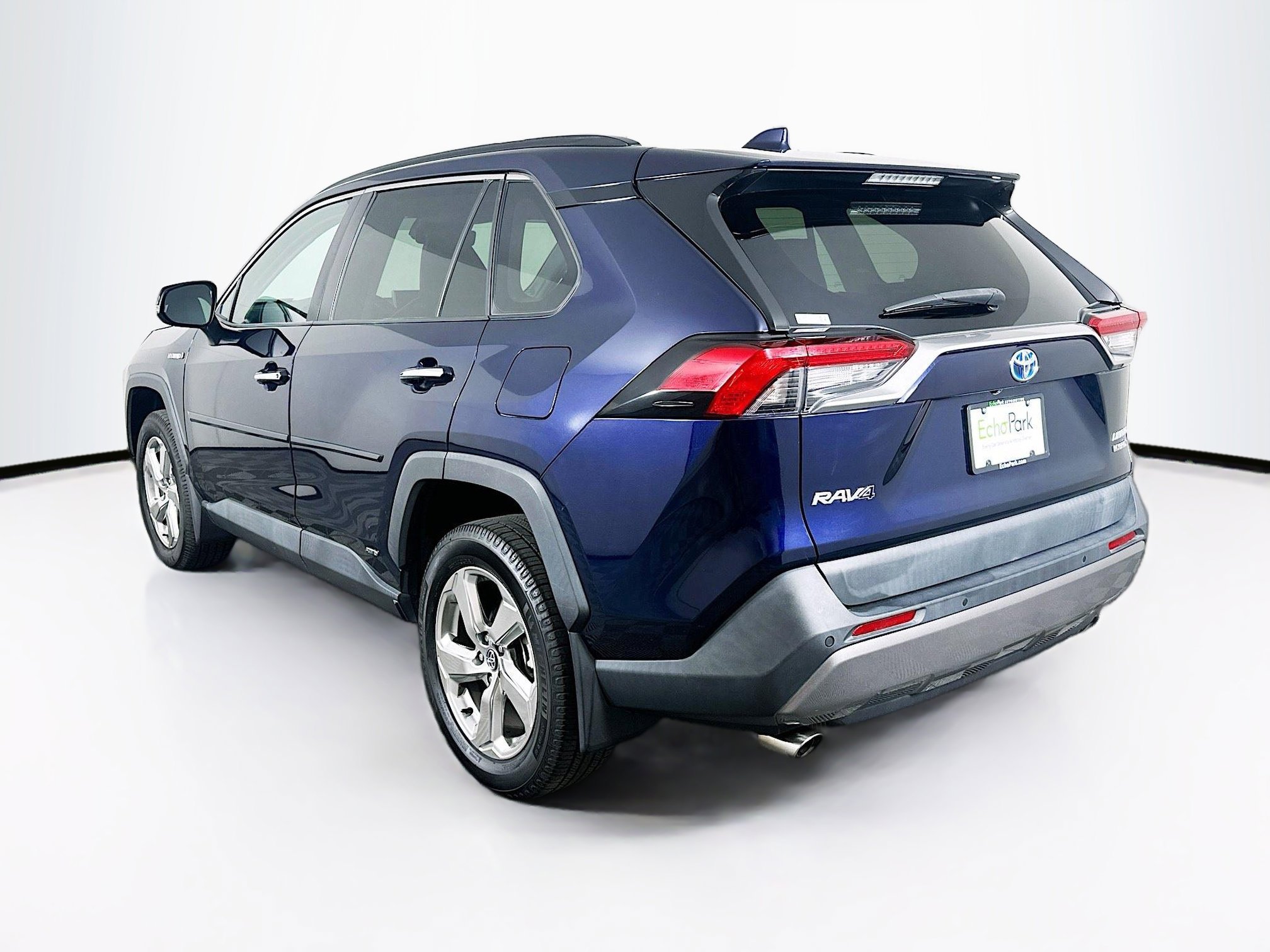 Used 2021 Toyota RAV4 Limited image 5
