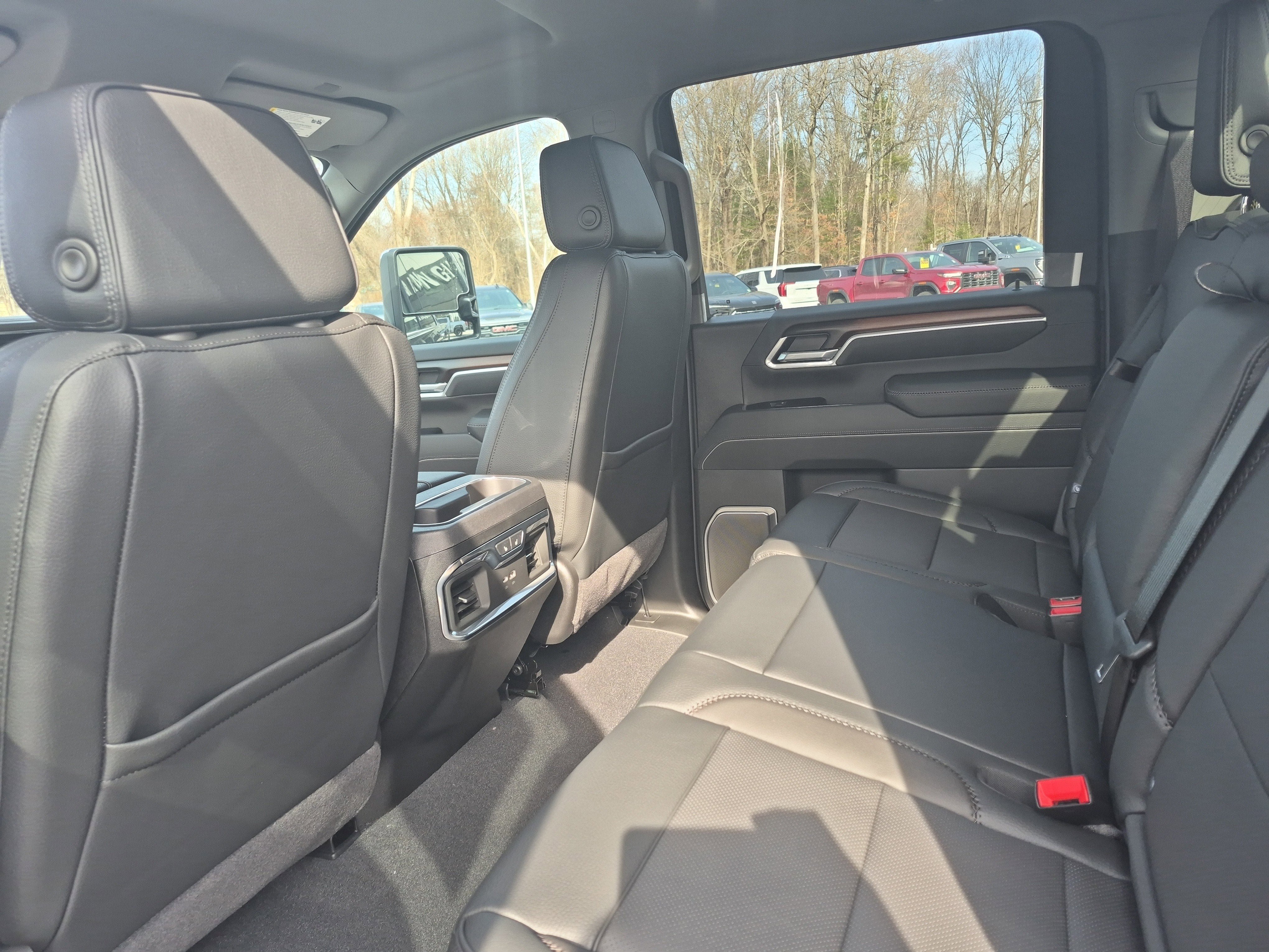 New 2026 GMC Sierra 2500 Denali w/ Technology Package AWD/4WD image 22