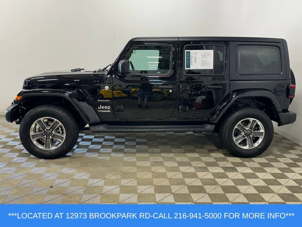 Used 2022 Jeep Wrangler Unlimited Sahara w/ LED Lighting Group AWD/4WD image 6