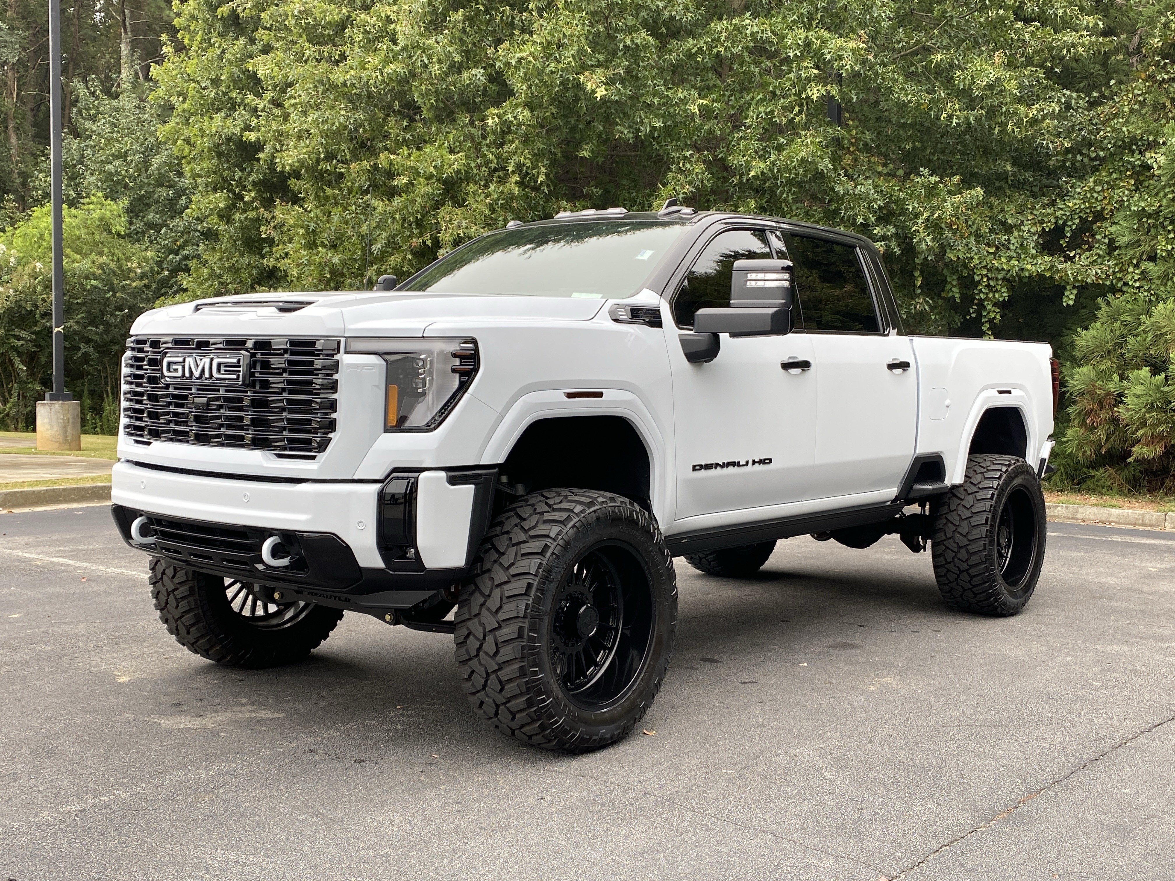 Used 2026 GMC Sierra 2500 Denali Ultimate AWD/4WD image 5