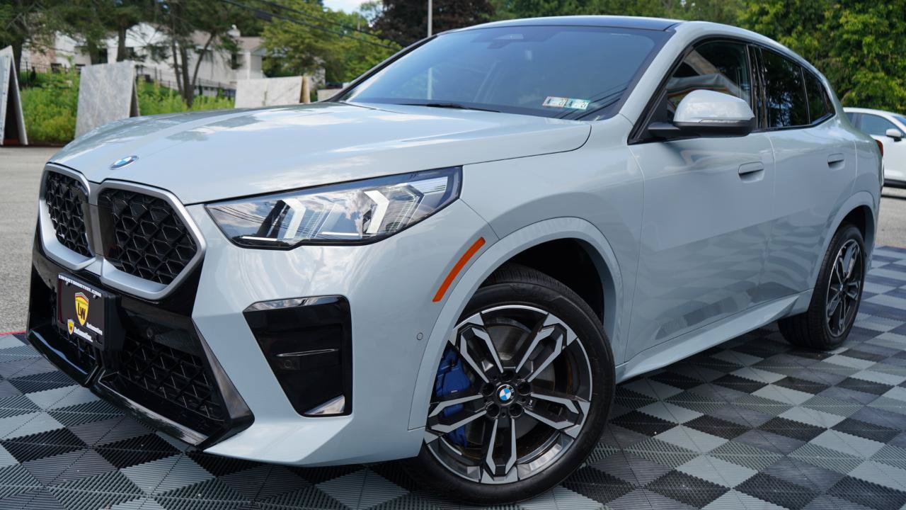 Used 2026 BMW X2 xDrive28i AWD/4WD image 41