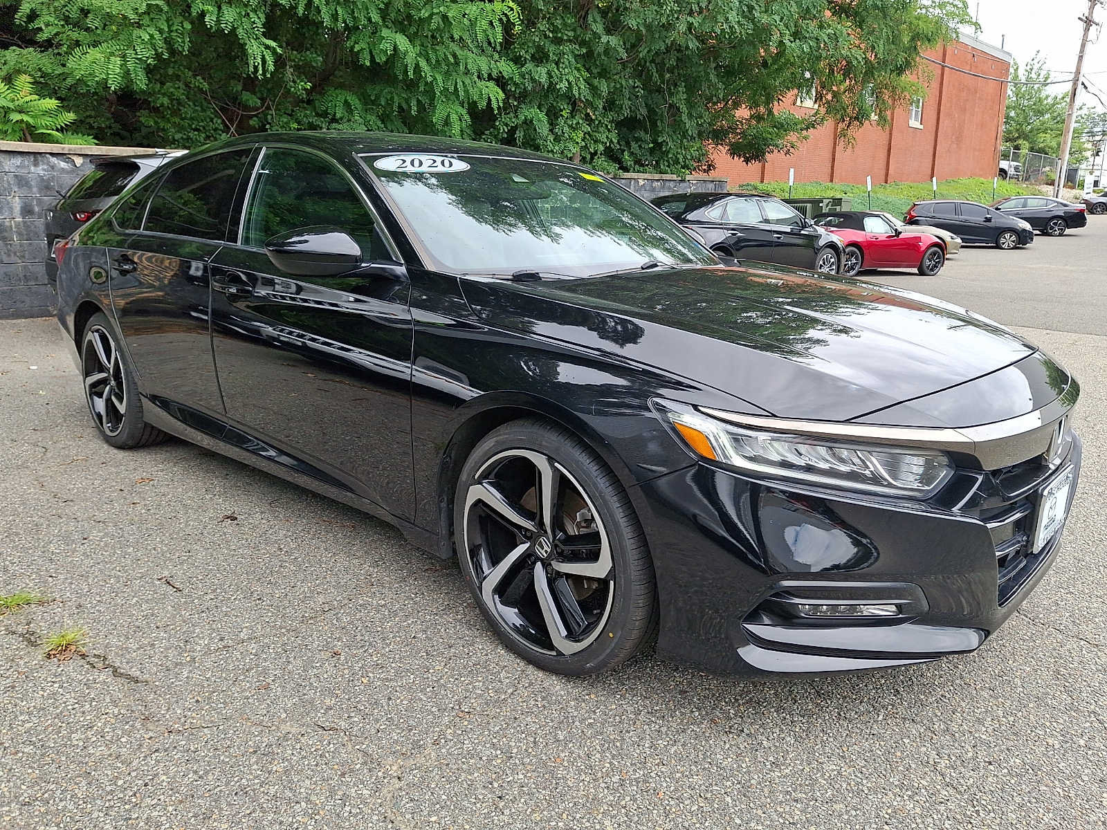 Used 2020 Honda Accord Sport image 3