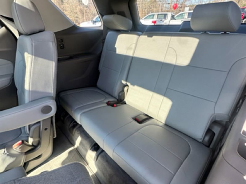 Used 2021 Chevrolet Traverse Premier image 20