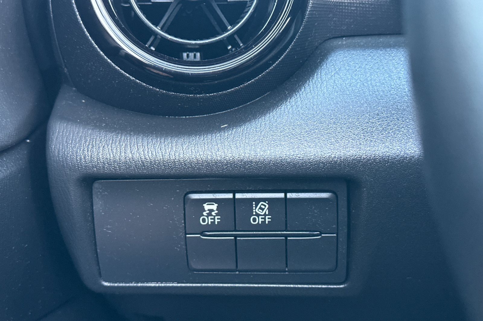 Used 2022 MAZDA MX-5 Miata Sport image 40