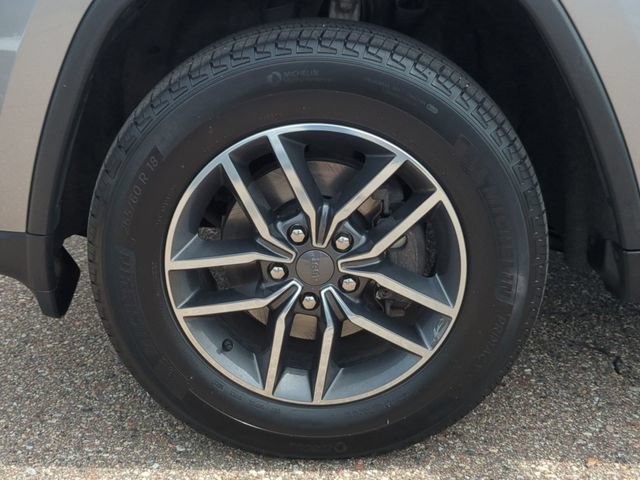Used 2019 Jeep Grand Cherokee Limited AWD/4WD image 21