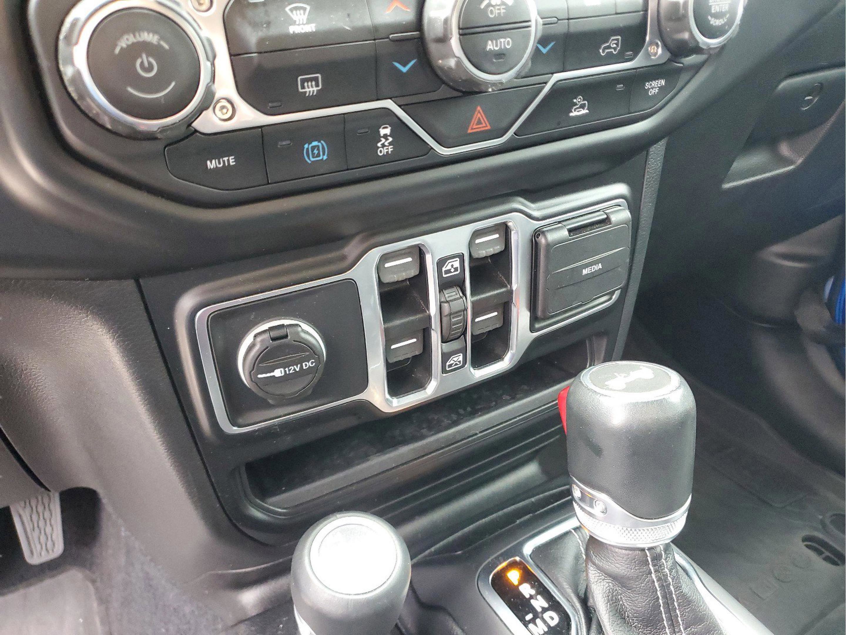 Certified 2021 Jeep Wrangler Unlimited Sahara image 16