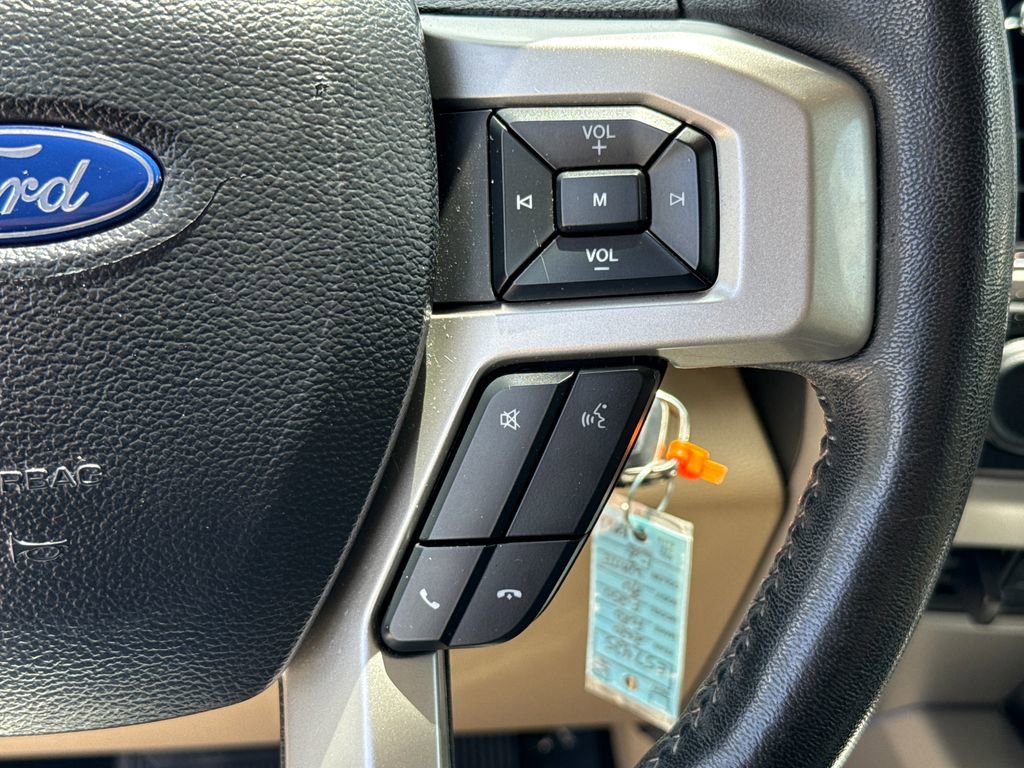 Used 2020 Ford F250 Lariat w/ Lariat Value Package AWD/4WD image 16