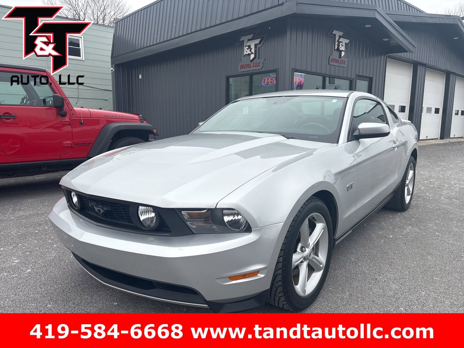 Used 2010 Ford Mustang GT image 1