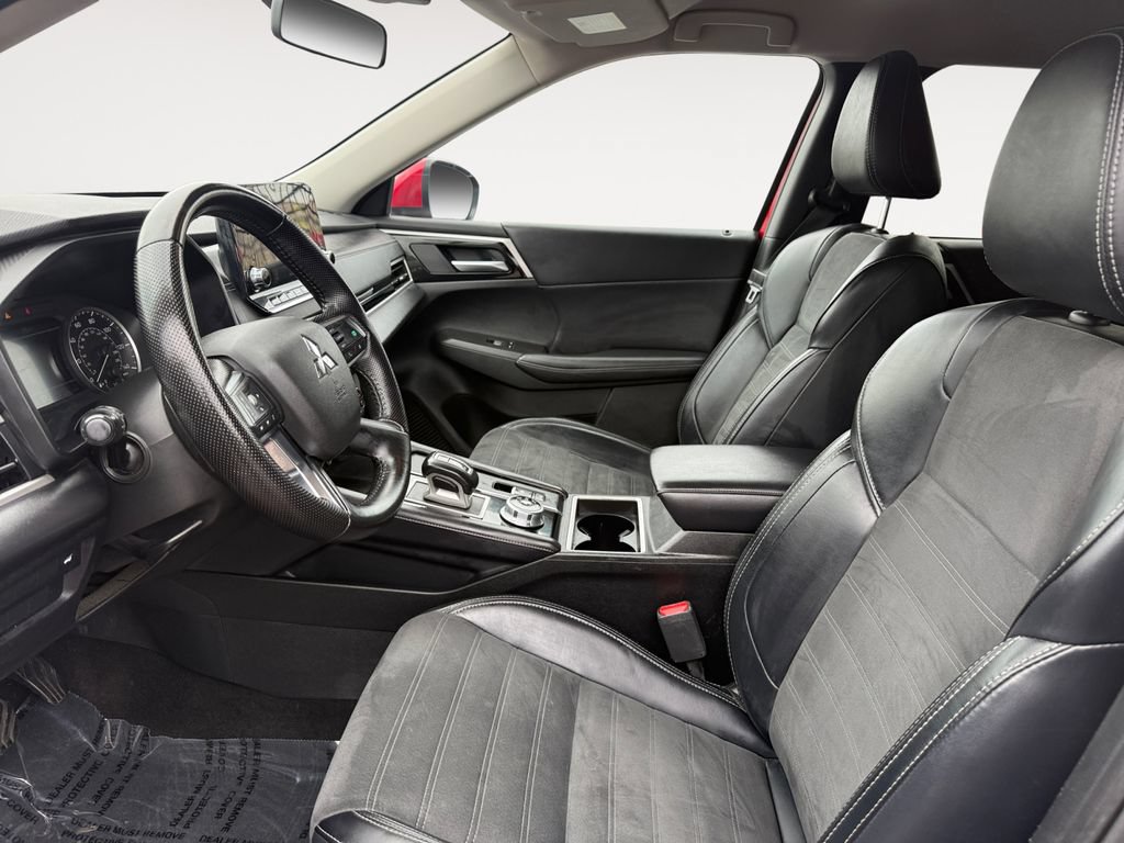 Used 2024 Mitsubishi Outlander SE AWD/4WD image 9