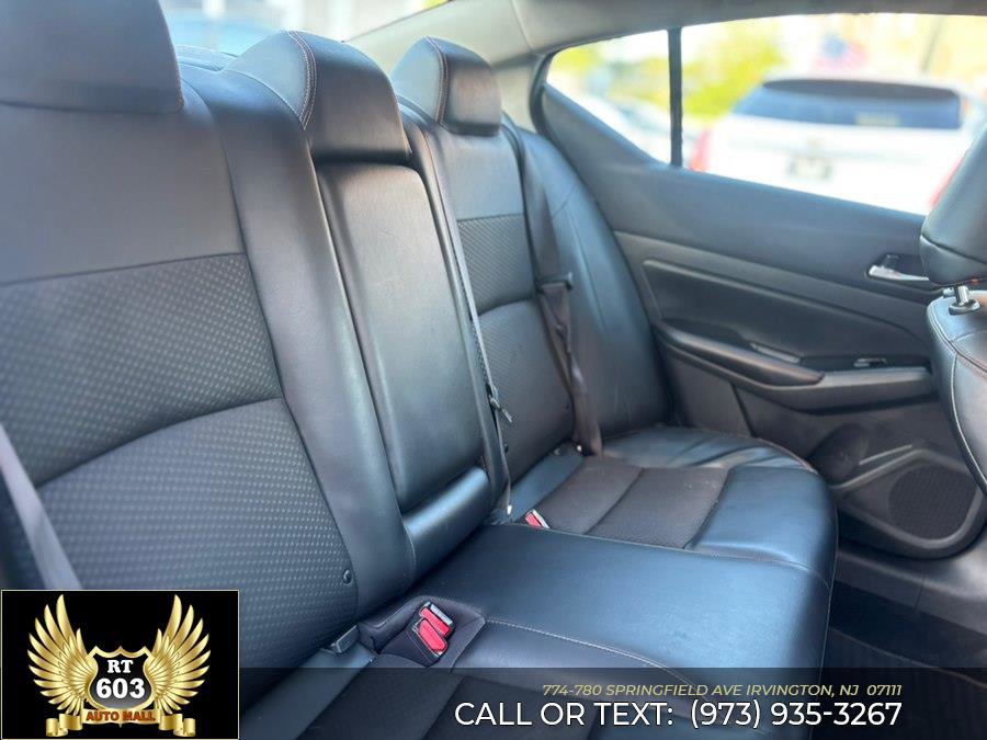 Used 2024 Nissan Altima 2.5 SR FWD image 9