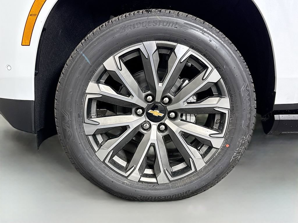 New 2026 Chevrolet Suburban High Country image 33