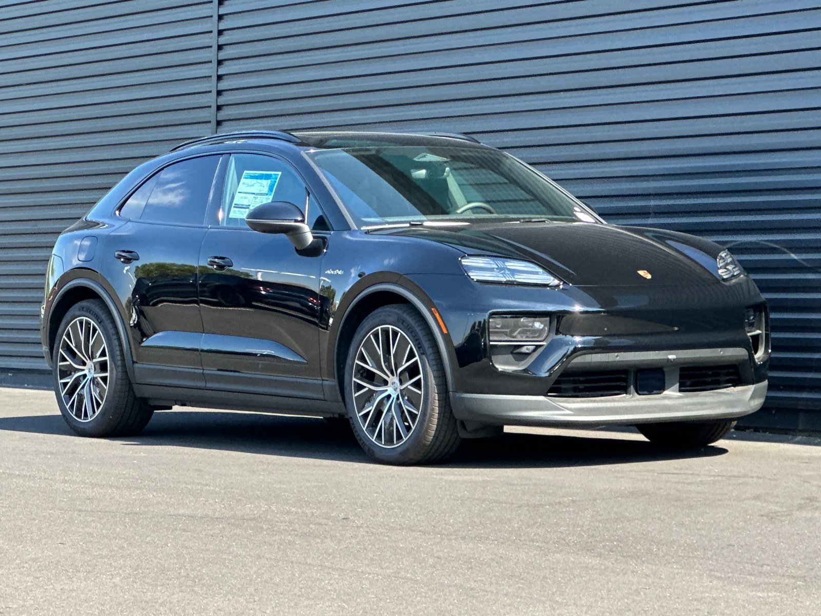 New 2026 Porsche Macan Electric RWD image 10