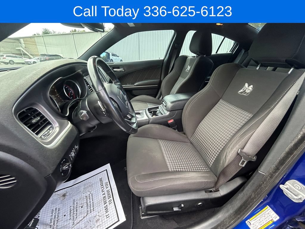 Used 2020 Dodge Charger Scat Pack w/ Dynamics Package RWD image 19