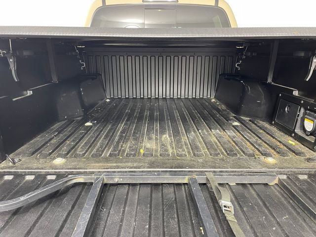 Used 2019 Toyota Tacoma TRD Off-Road AWD/4WD image 14