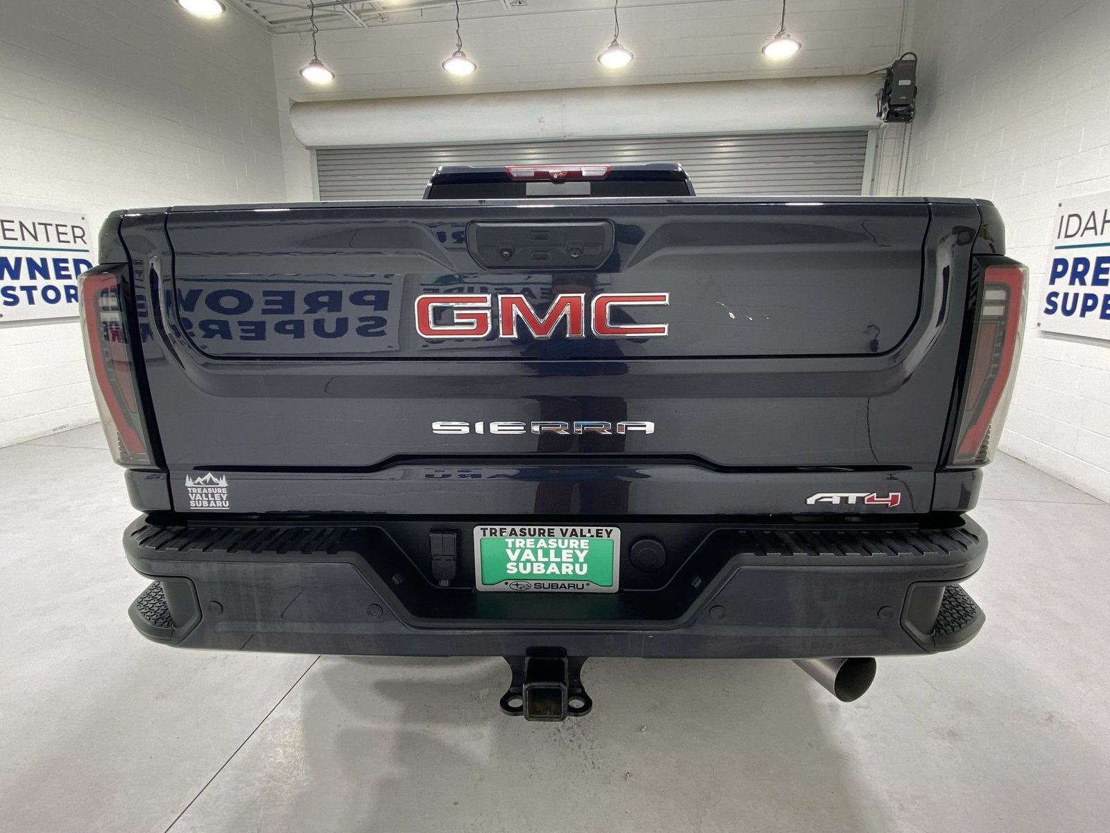 Used 2024 GMC Sierra 2500 AT4 w/ AT4 Premium Plus Package AWD/4WD image 7