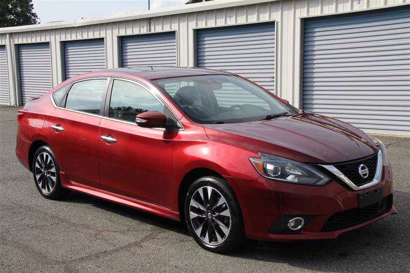 Used 2018 Nissan Sentra SR w/ Premium Package (P02) FWD image 4