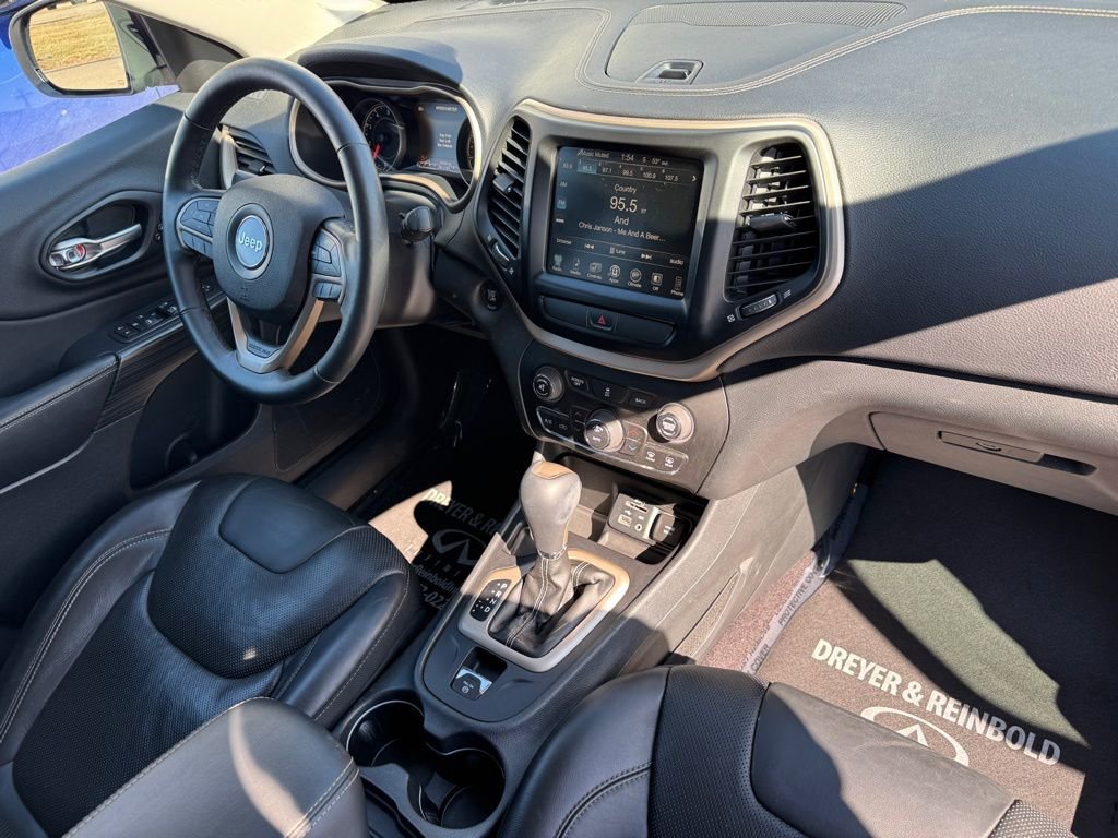 Used 2016 Jeep Cherokee Limited w/ Luxury Group FWD image 26