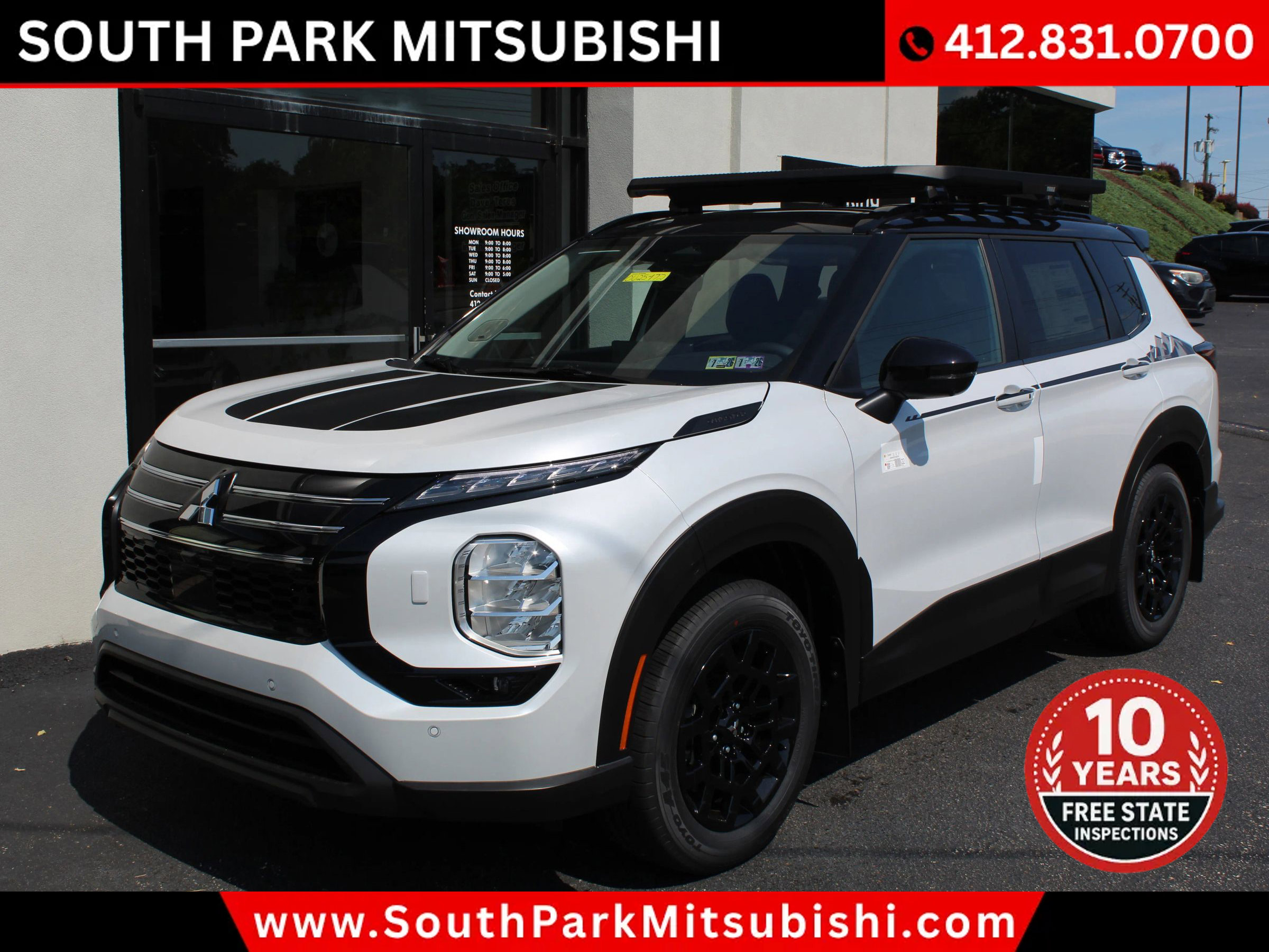 New 2025 Mitsubishi Outlander AWD image 3