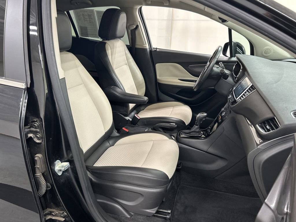Used 2020 Buick Encore Preferred FWD image 21