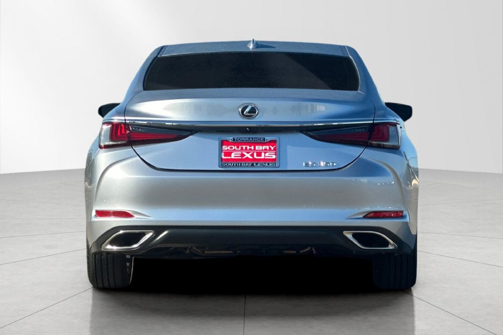 Used 2025 Lexus ES 350 w/ Accessory Package (Z1) FWD image 5
