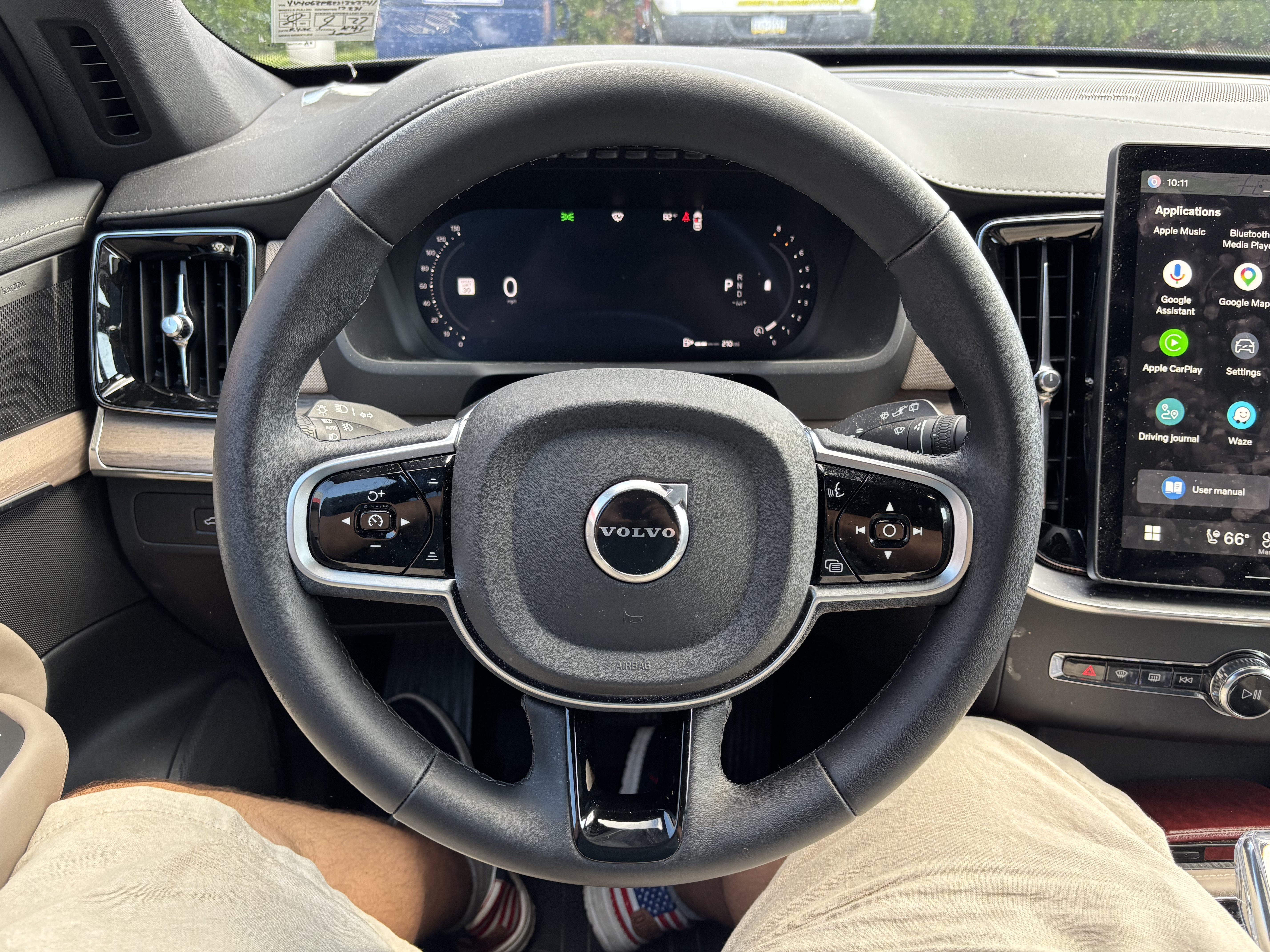 Used 2025 Volvo XC90 B6 Plus w/ Protection Package Premier AWD/4WD image 18