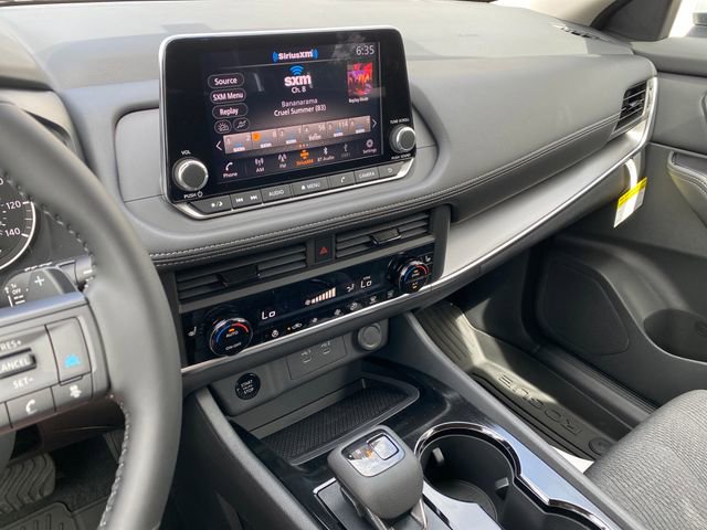 New 2026 Nissan Rogue SV AWD/4WD image 17